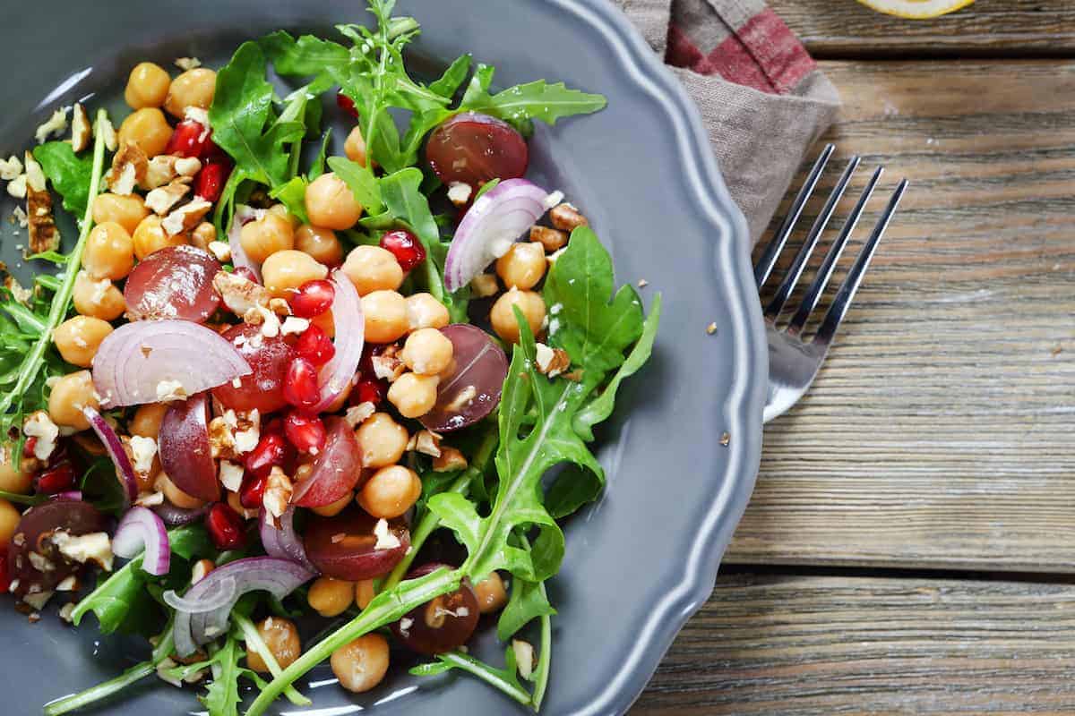 Salat mit Kichererbsen