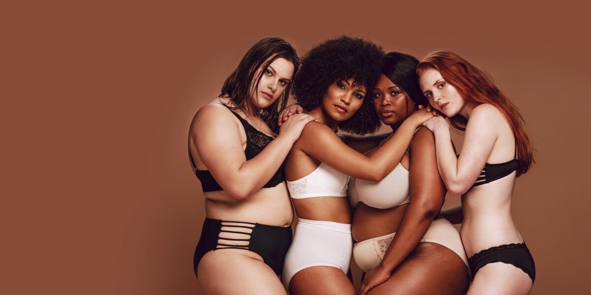 5_Ways_to_Learn_to_Love_Your_Body_More_Even_When_You_Hate_It_feature