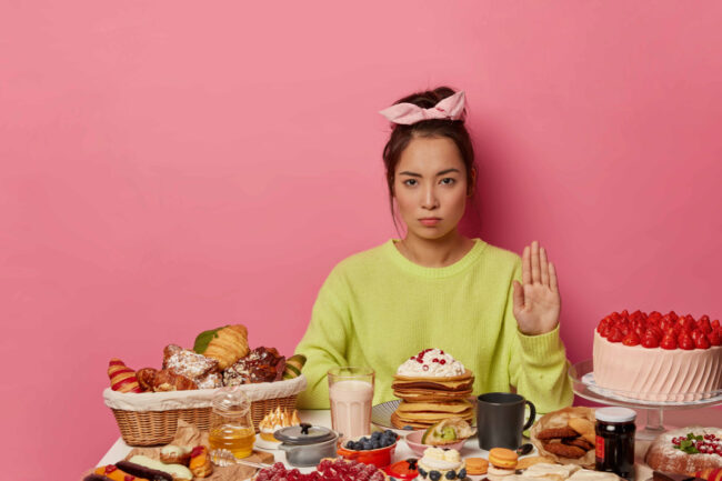 5_Ways_to_Stop_Hunger_Pangs_Dead_in_Their_Tracks