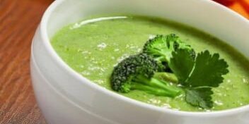 brokkoli-suppe brokkoli-suppe