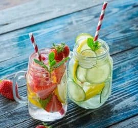 Infused Water ist aromatisiertes Wasser