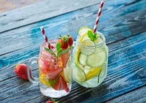 Infused Water ist aromatisiertes Wasser