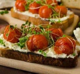 Ricotta Tomaten Brot