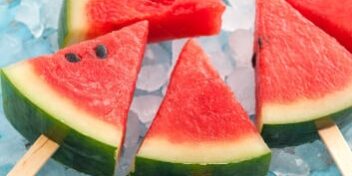 Gesundes Eis aus Wassermelone