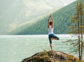 Yoga am Gebirgssee - Mitten in der Natur
