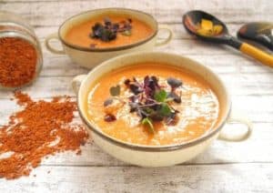 Linsensuppe mit Kresse