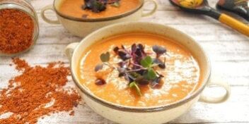 Linsensuppe mit Kresse