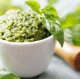 Kräuterpesto