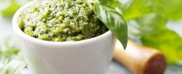 Kräuterpesto