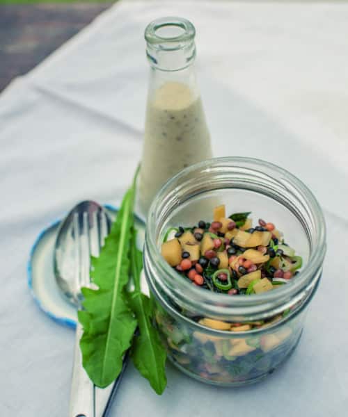 Löwenzahn-Linsen-Salat im Glas