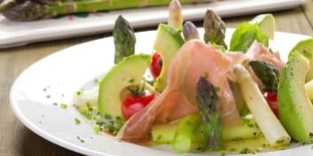spargelsalat-avocado_353 Spargelsalat mit Avocado und Schinken