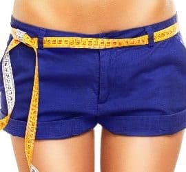 Frau mit Thigh Gap